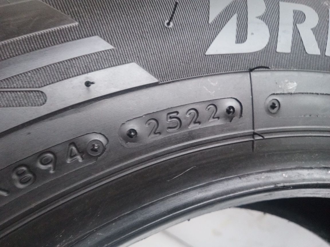 Opona całoroczna Bridgestone Duravis All Sezon 205/65R16c jak Nowa