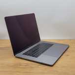 Laptop Apple Macbook Pro 2019 A1990 i7-9750H 32GB RAM 1TB SSD 15" AMD