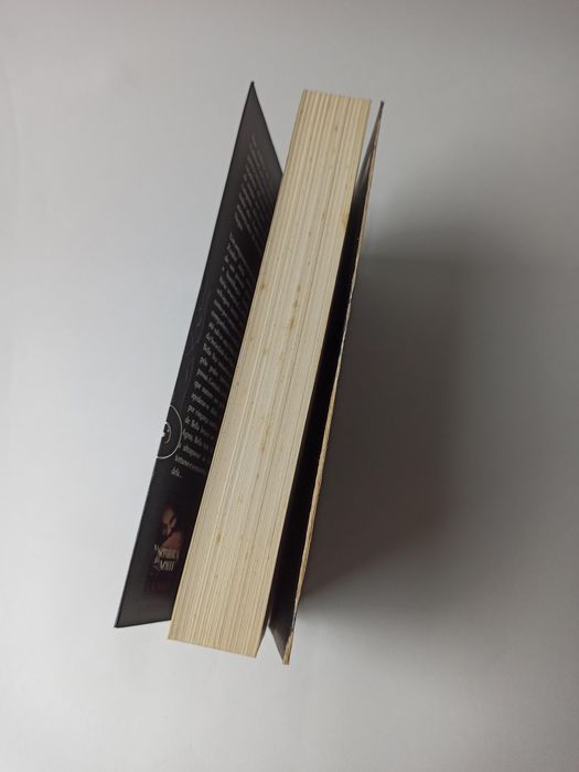 Na Sombra do Pecado, J.R.Ward