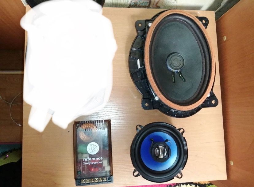 Динамики, кроссовера для авто. Jbl,Prology, DLS.