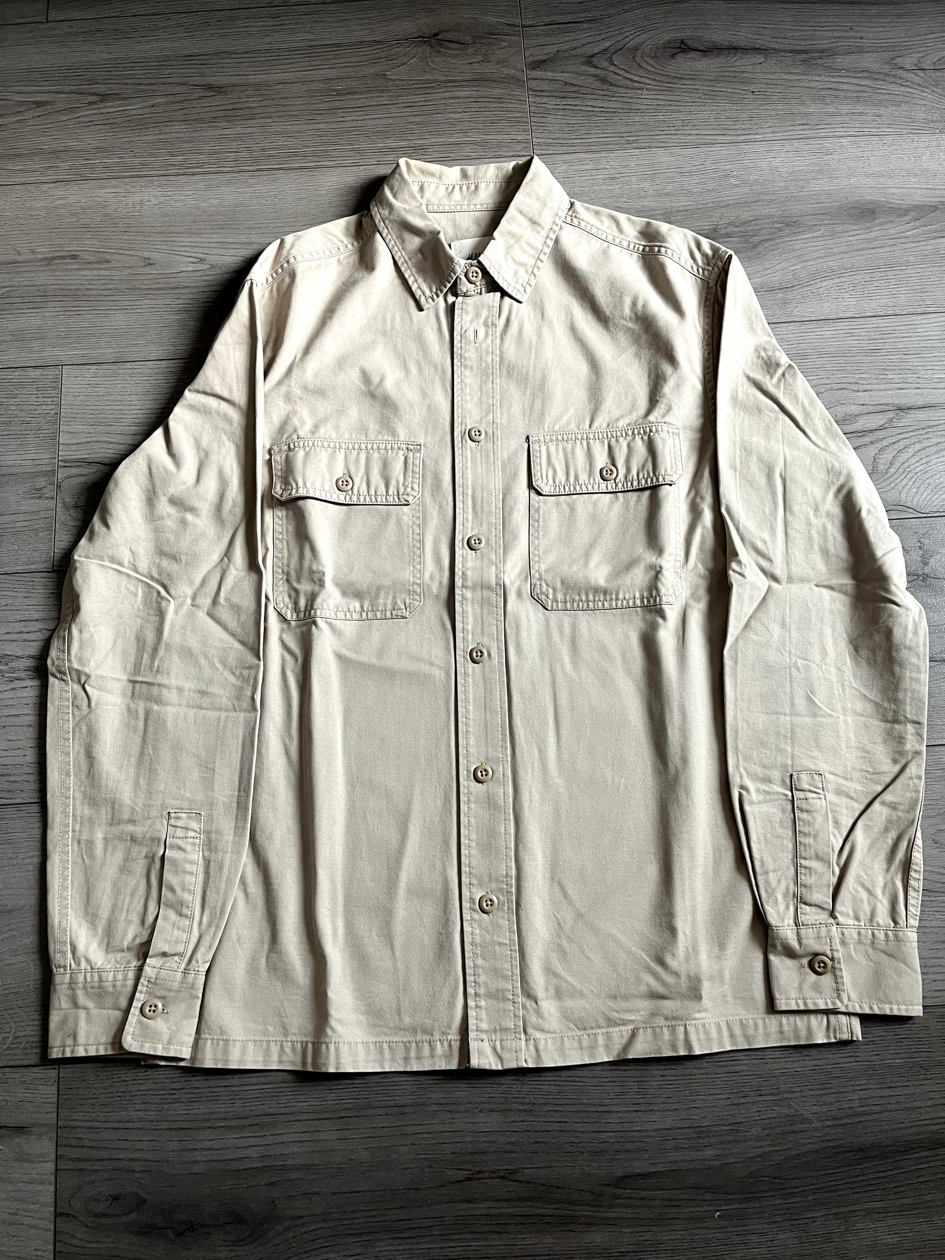 Casaco-camisa oversized bege H&M