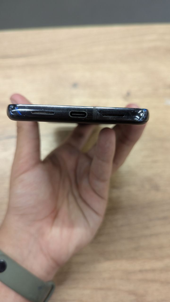 Google pixel 8 pro 12/128 (soft lock)