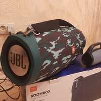 JBL boombox + повербанк 15 часов музыки очень громкий басс