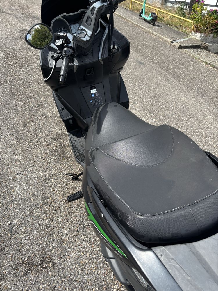 Kawasaki Maxxi Scooter J125. Ano 2020.