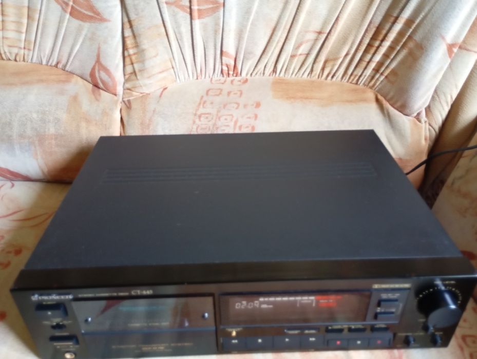 Кассетна дэка Pioneer CT-445