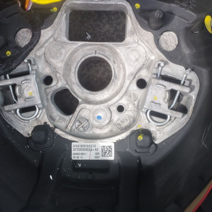 Volkswagen passat B7 golf kierownica multimedialna