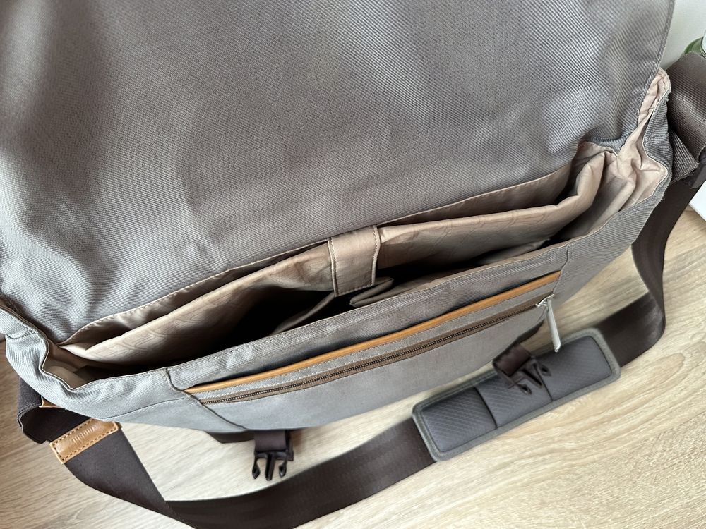 Сумка для ноутбука - Moshi Aerio Messenger Bag for 15