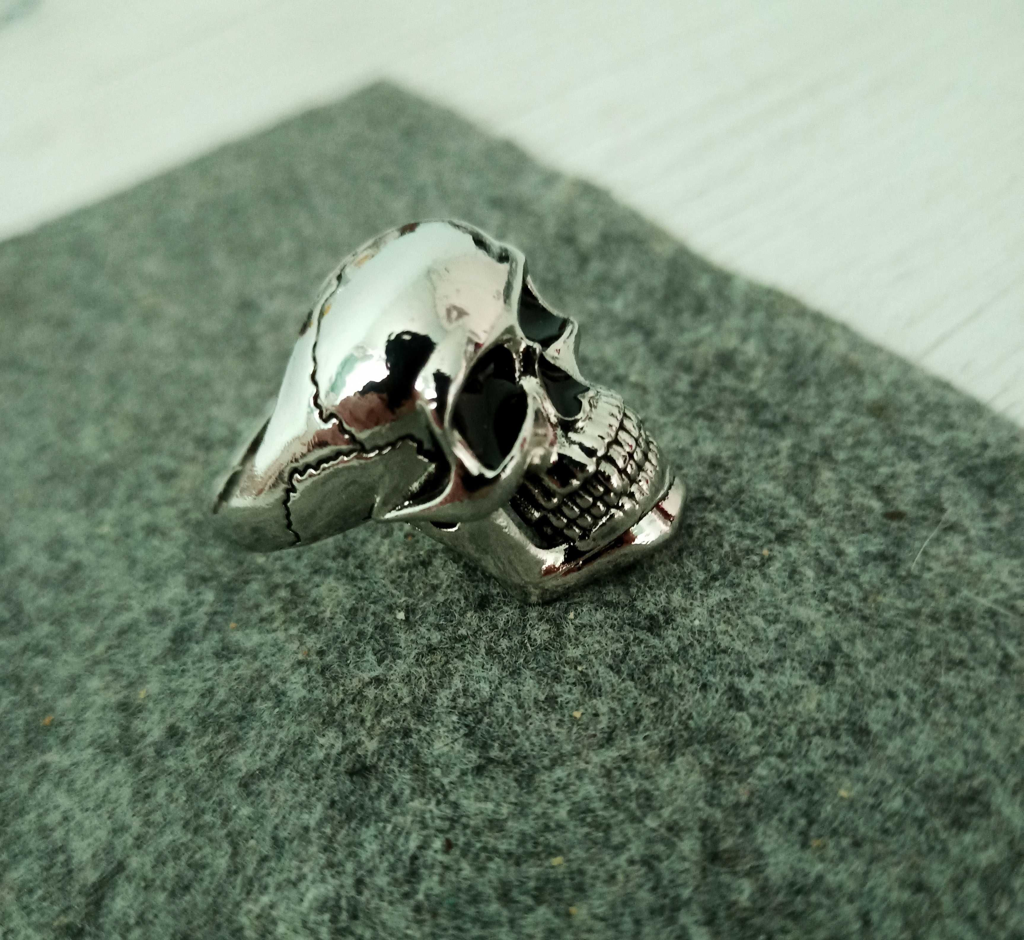 Перстень череп. метал.