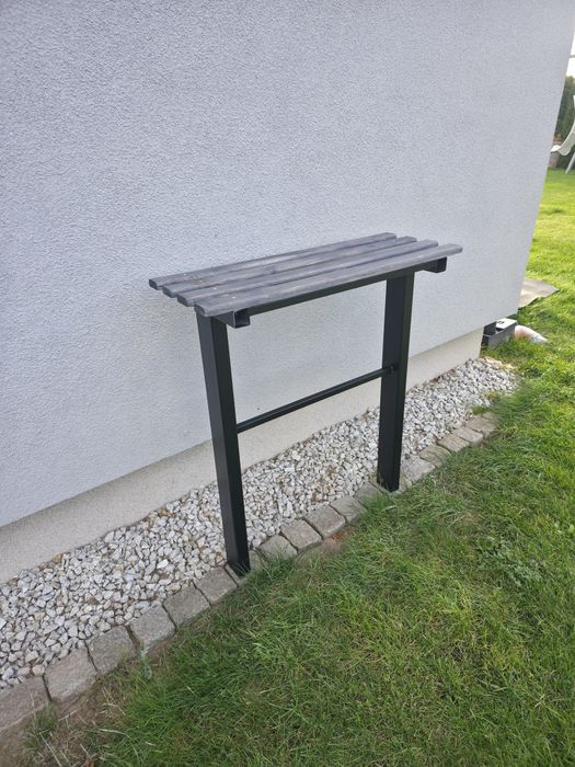 Ławka na cmentarz .
