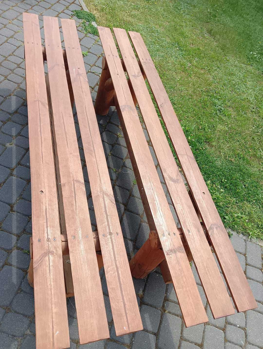 Sprzedam 2 krzesła i 2 ławki i2 taborety