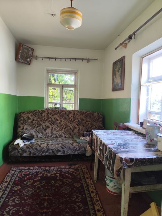 Продаж частини будинку