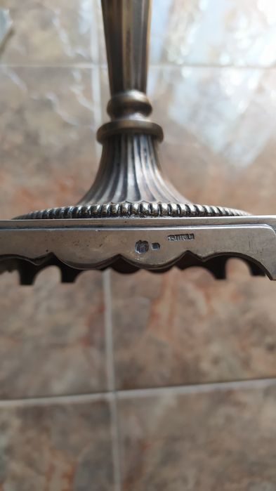 Peças de prata contrastada