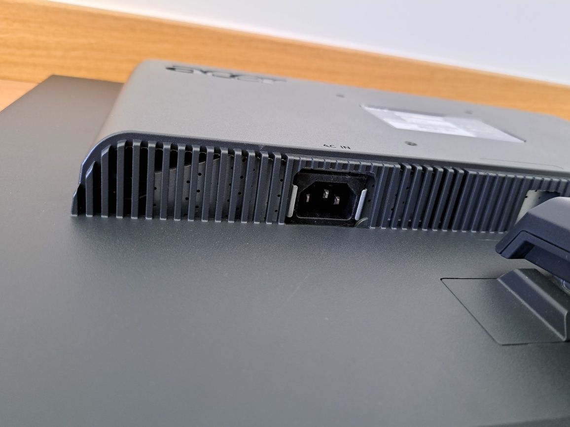 Monitor lcd Acer 22