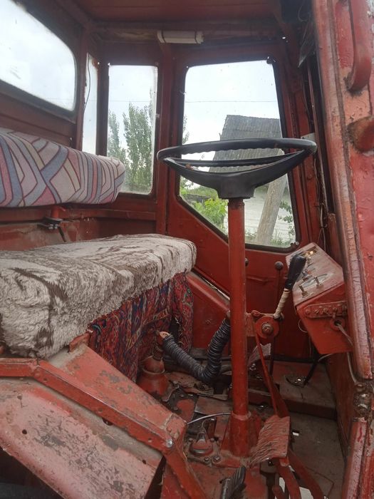 Продам трактор т 16
