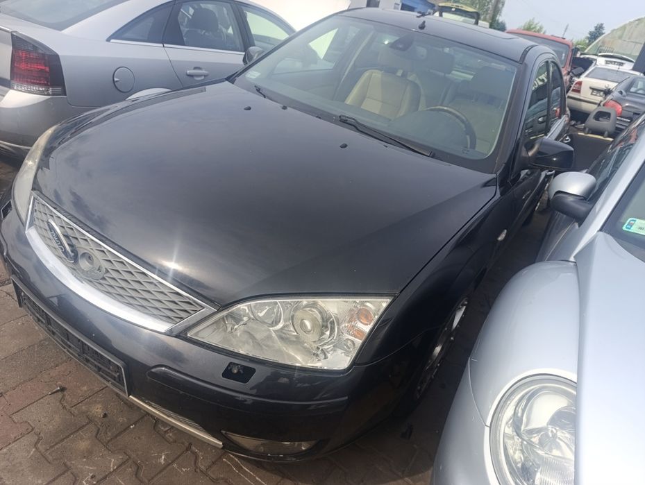 Ford Mondeo MK3 Ghia 2.0 TDCi G0 czarny części Auto Kasacja