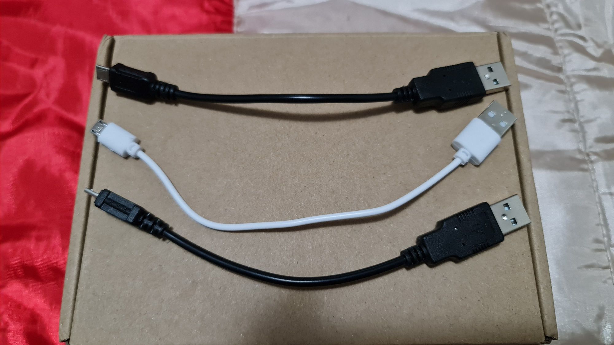 Cabos curtos USB para mini USB