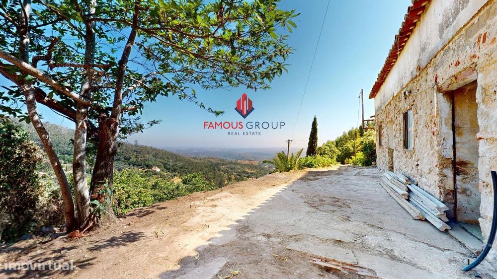 Quinta antiga com um terreno de 3360m2 para venda em Monchique