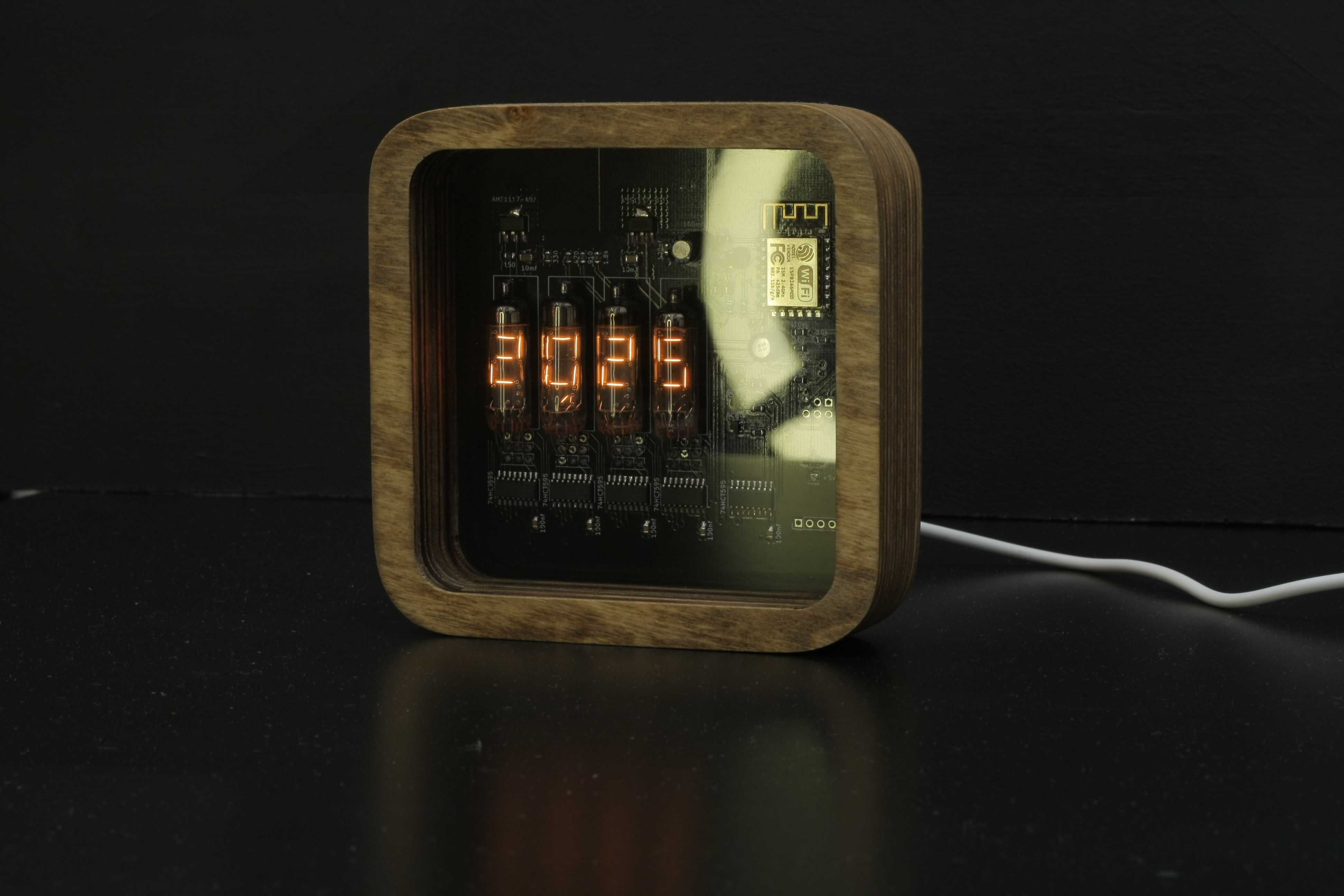 Nixie Clock Часы на лампах ИВ-16 , ИВ-9 нумитроны , Wi-fi clock