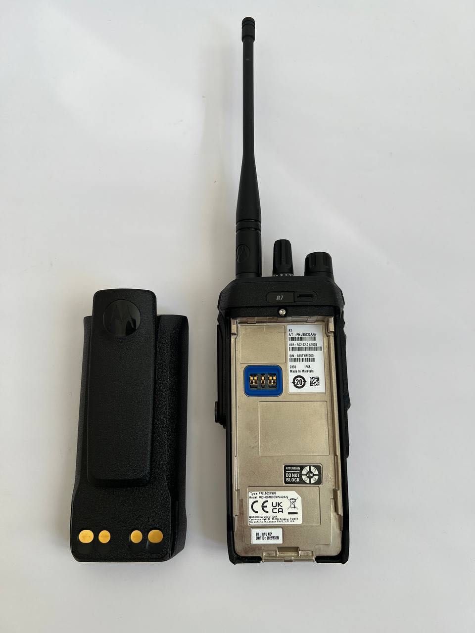 Радіостанція цифрова Motorola Mototrbo R7 UHF