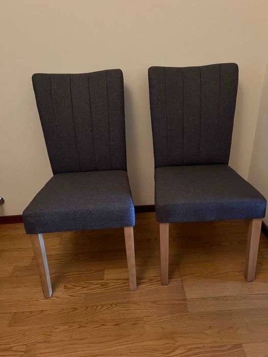 2 Cadeiras em tecido