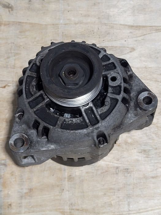 Alternator 80A 12V Citroën Berlingo Partner Ulysse Evasion Peugeot 806