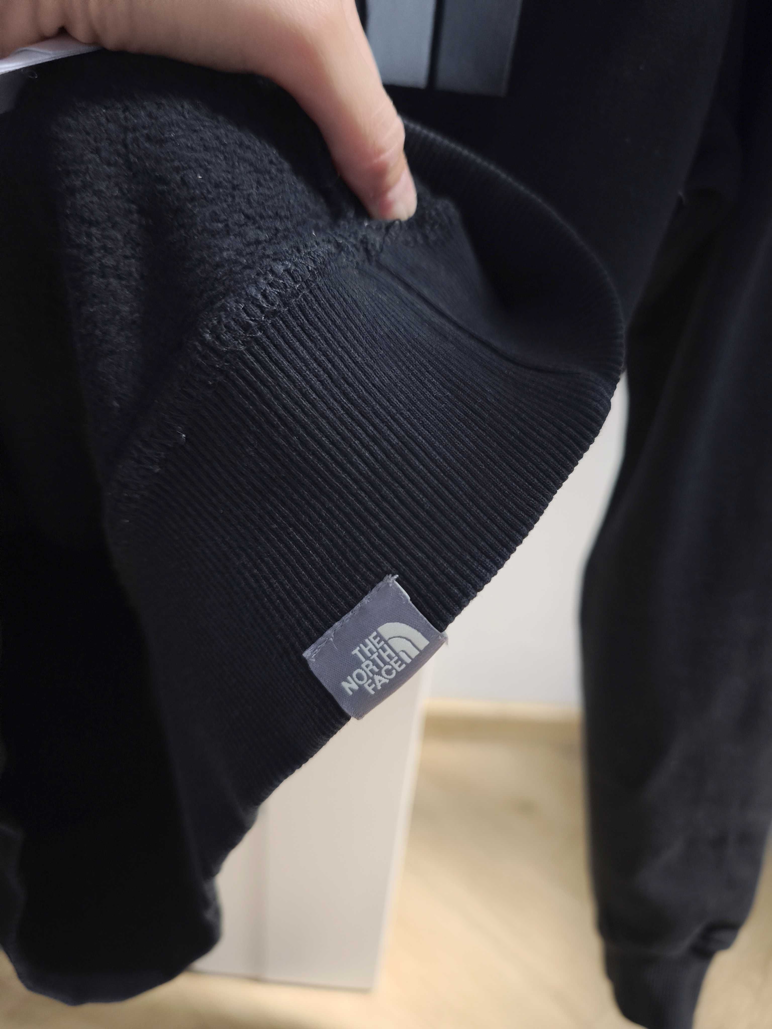 The North Face czarna bluza z kapturem logo S unisex