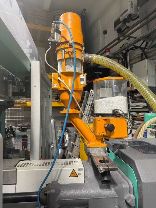 Podajnik Tworzywa, Koch, odkurzacz, motan, wtryskarka