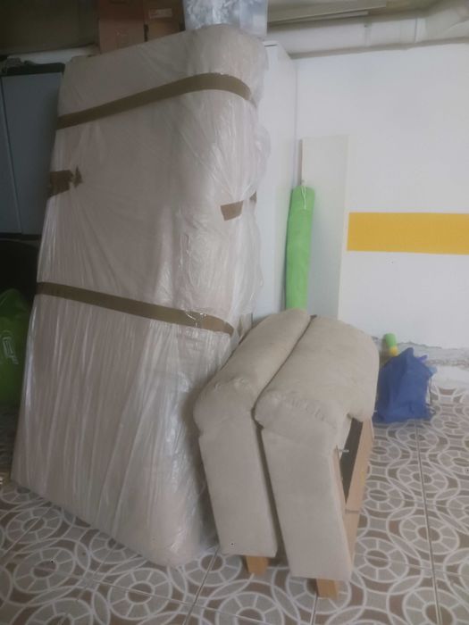 Sofá côr Bege já embalado