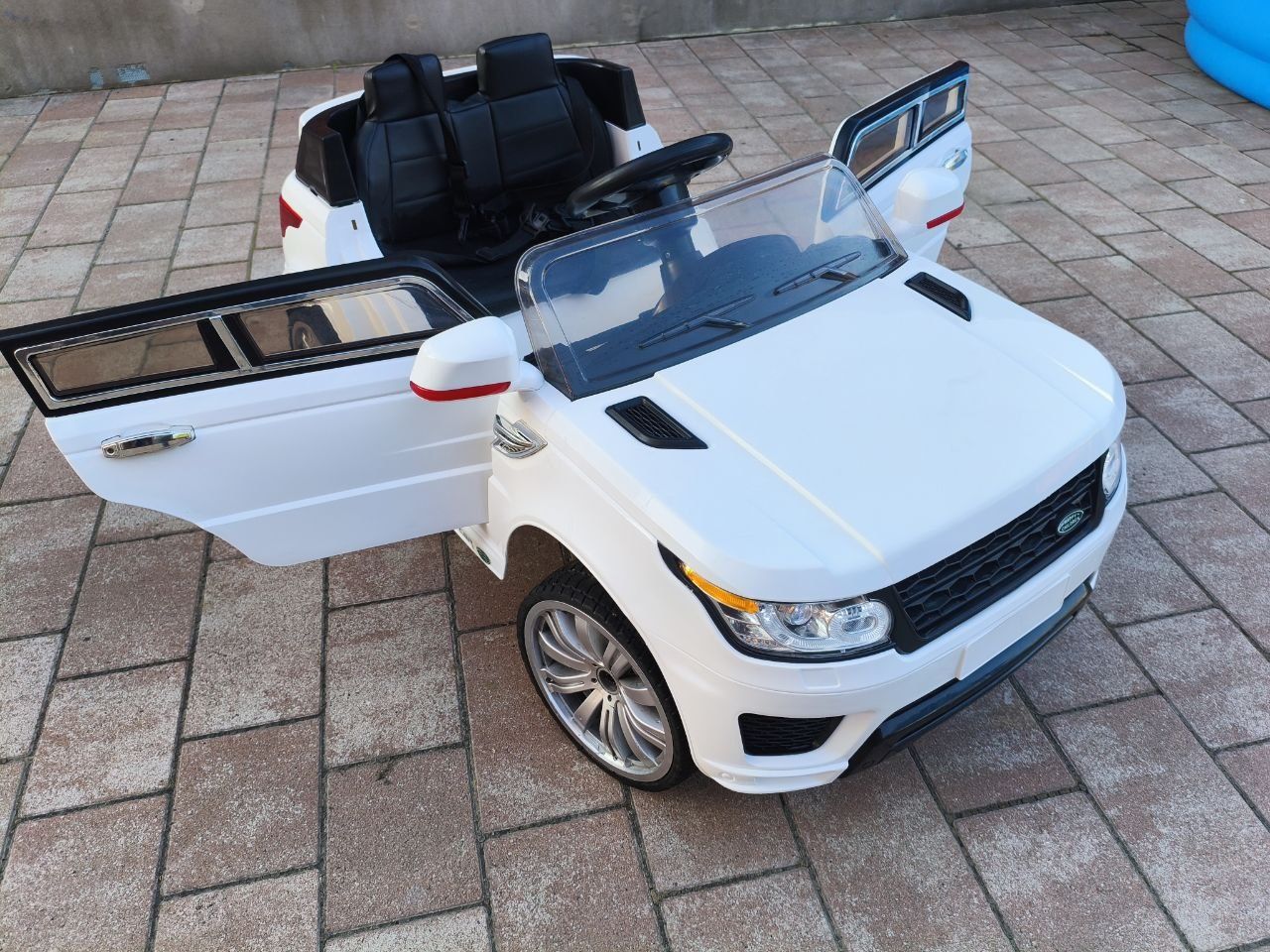 Дитячий електромобіль Range Rover