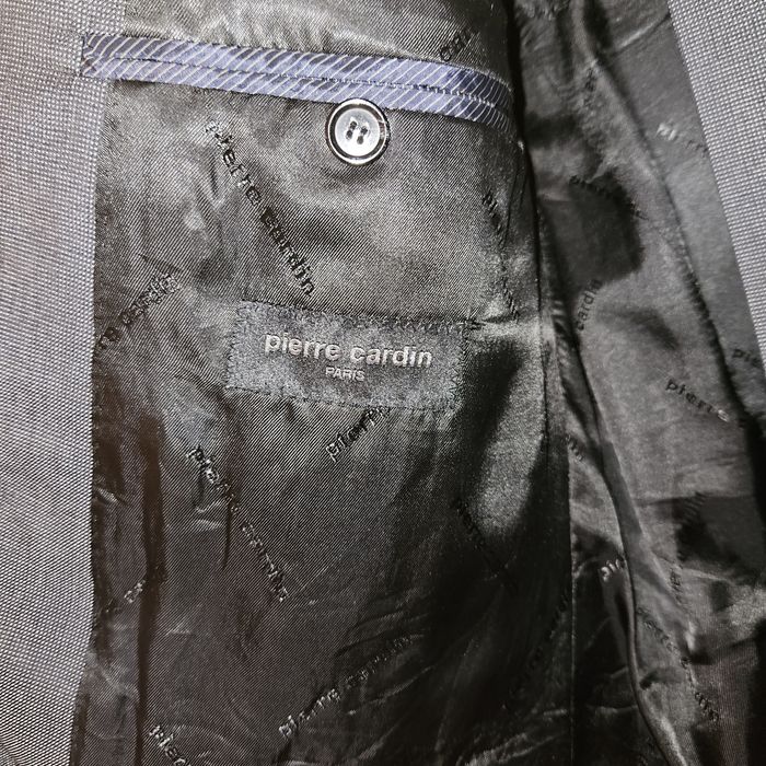 Костюм чоловічій в ідеальному стані