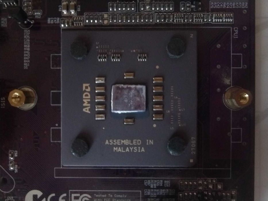 Płyta główna ECS K7SOM+ z AMD Duron