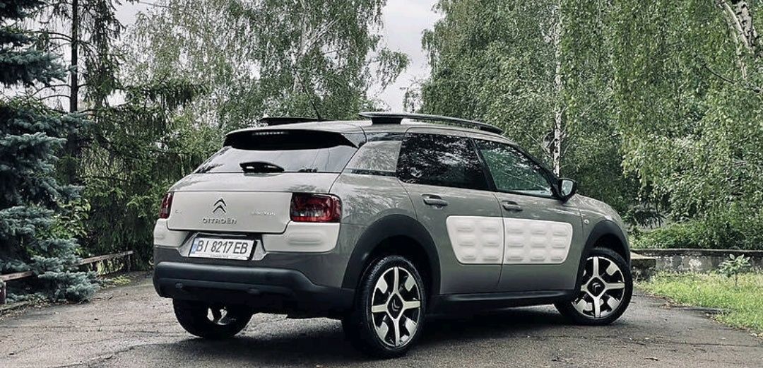 Citroen Cactus, 1,2 турбіна, бензин,110л.с.
