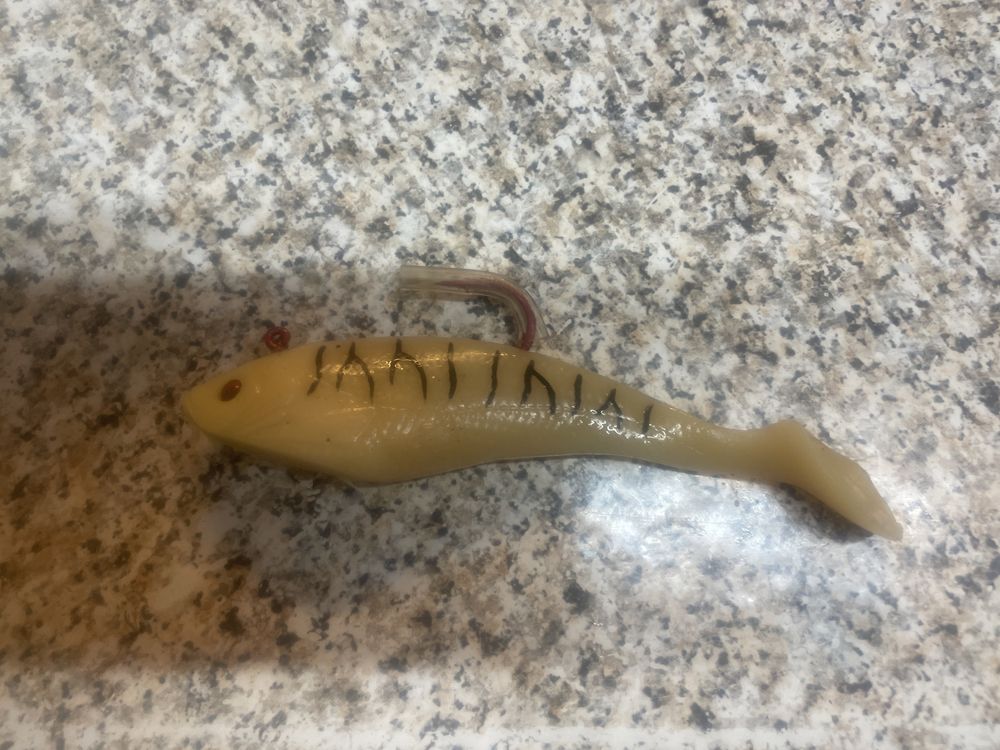 Embalagem de Amostras de pesca marca STORM mod swim shad 5”