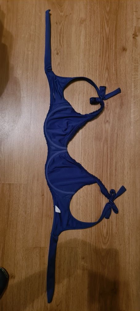 Top bikini novo Calzedonia T.38