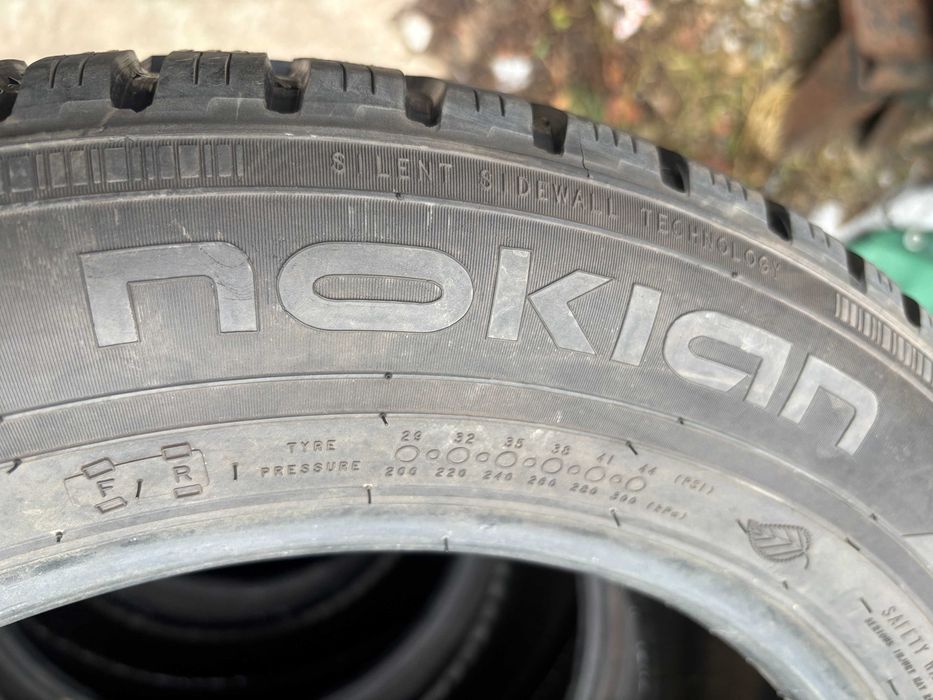 215-55-R16 NOKIAN WR комплект 4штуки зимней резины GERMANY 2023