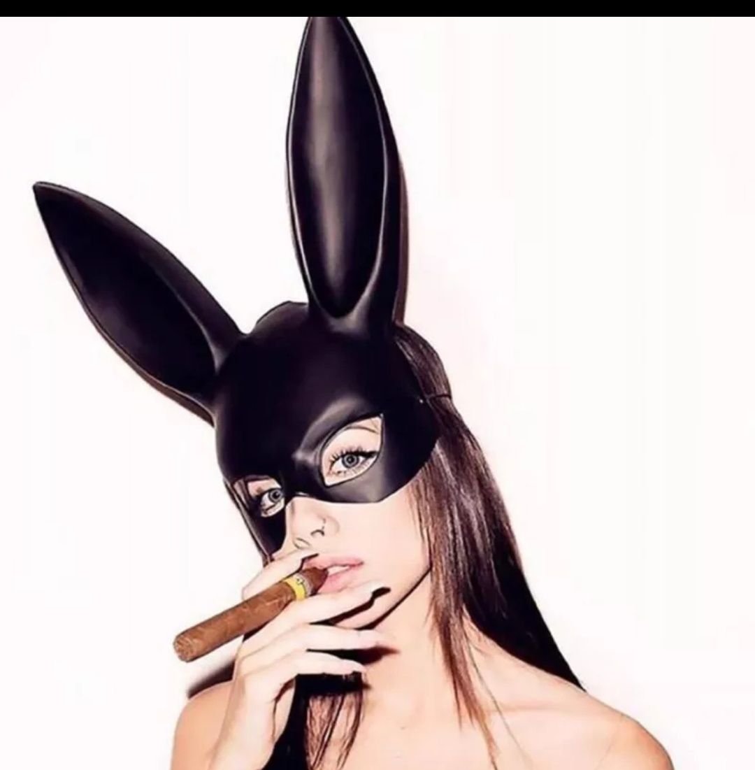 Шикарная матовая маска зайца кролика плэйбой playboy