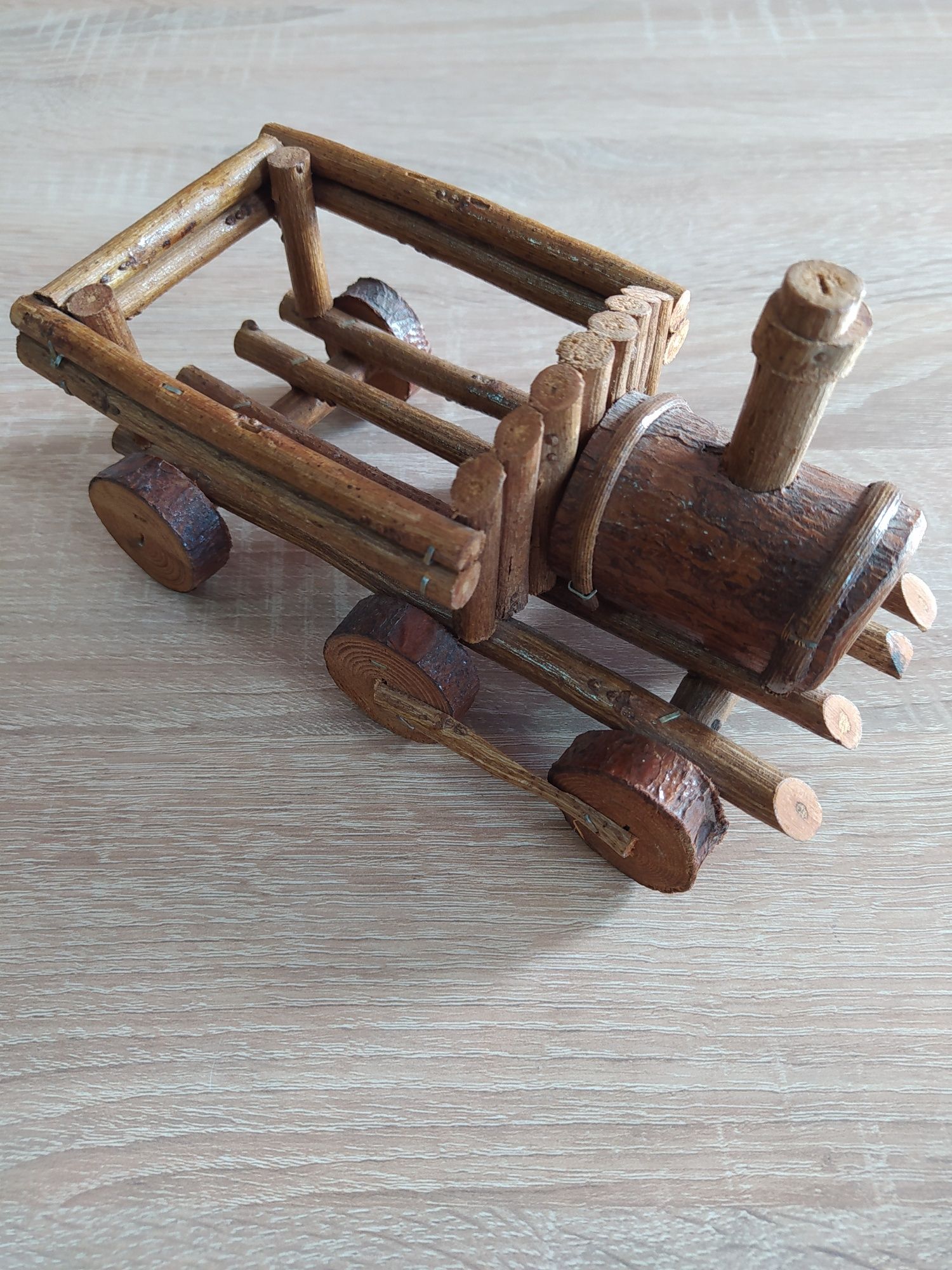 Auto drewniane ciężarówka figurka 19cm