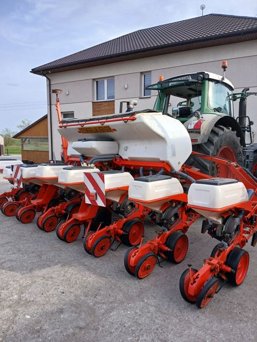 Siewnik do kukurydzy kuhn 8 rzędowy Vaderstadt Gaspardo