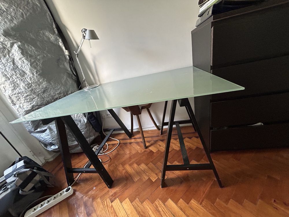 Secretaria tampo em vidro