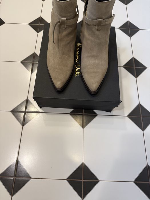 Чоботи. Жіночі. Massimo Dutti. Розмір 40.