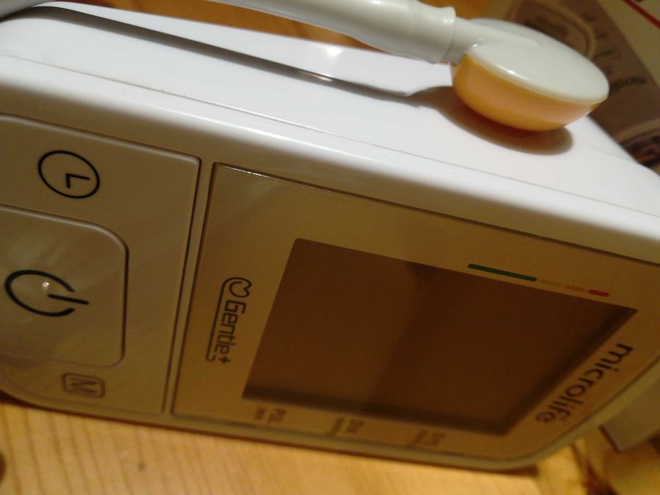 Cisnieniomierz automatyczny z technologią Gentle+