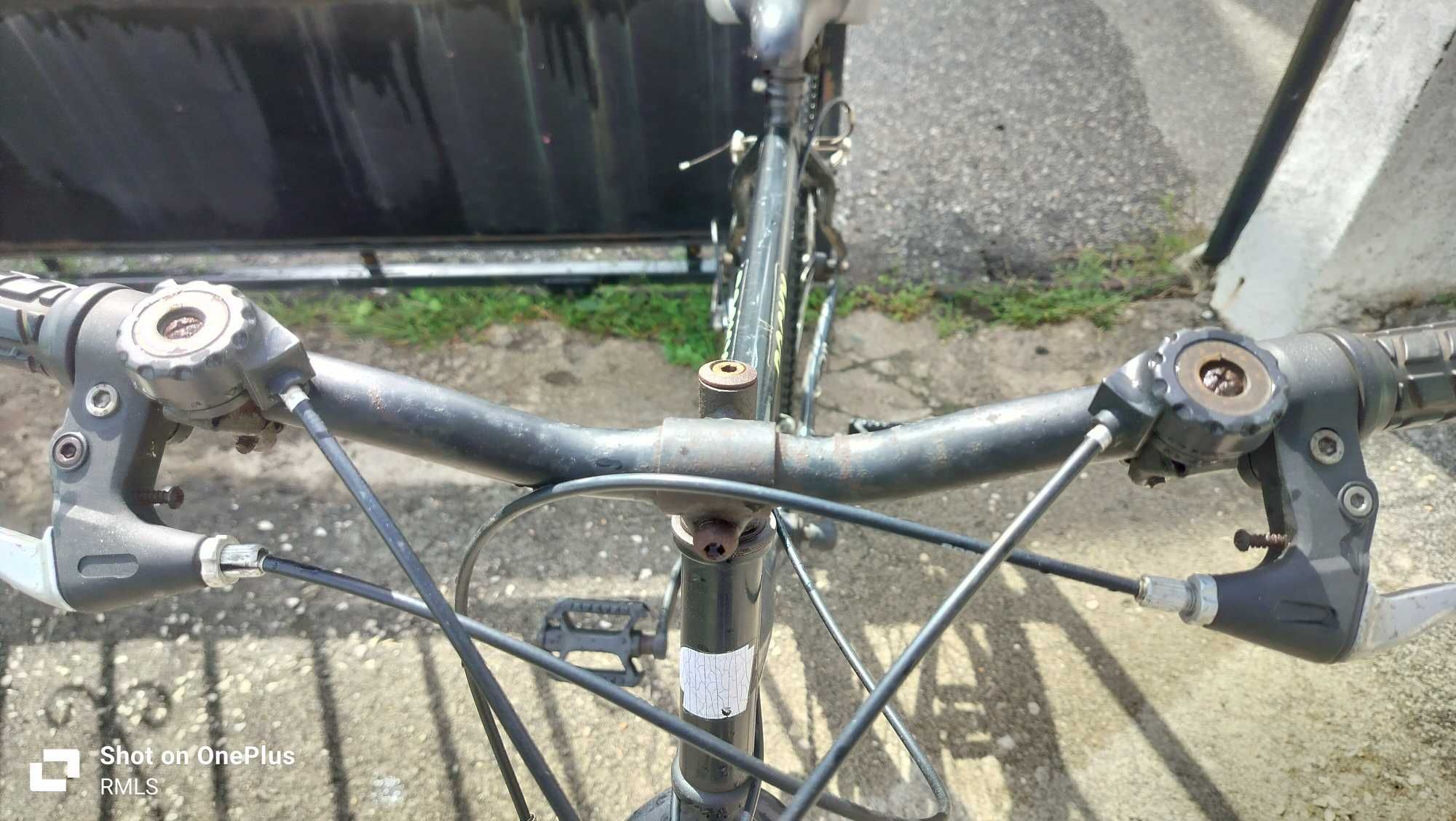 Bicicleta usada em bom estado