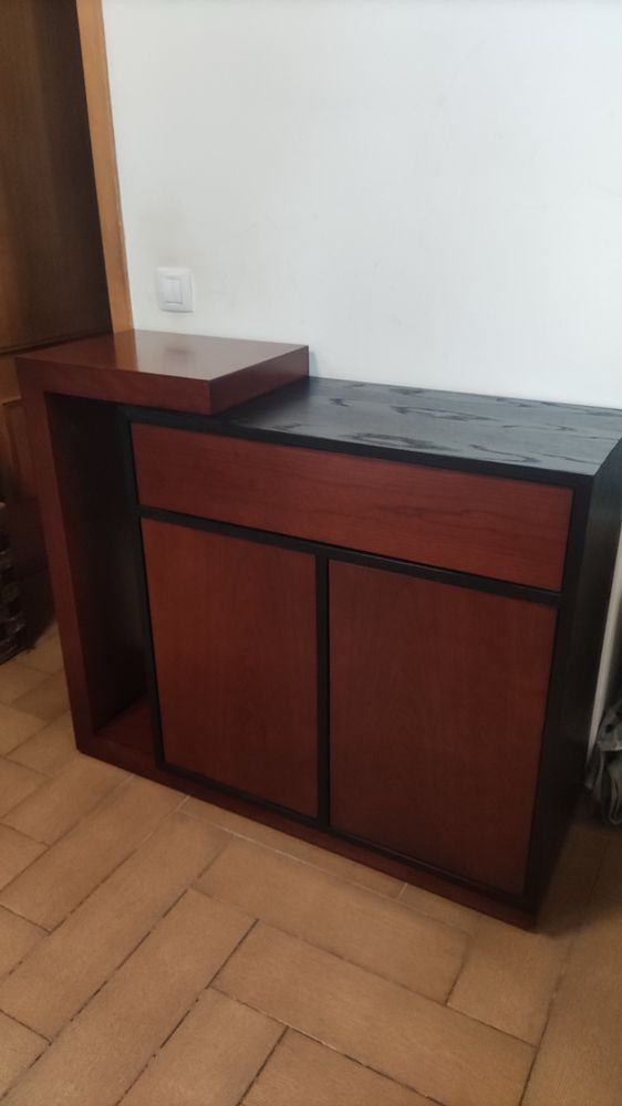 Consola em cerejeira