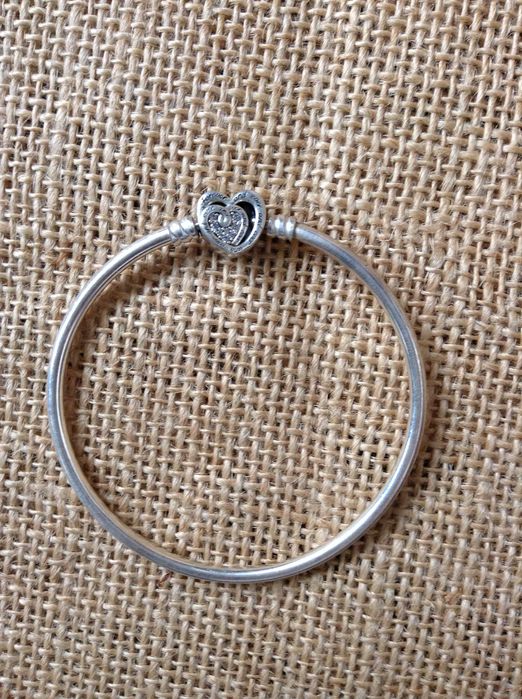 Подарок на руку.