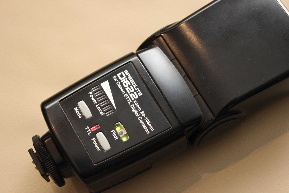 Lampa do lustrzanki Canon - Nissin Speedlite Di622
