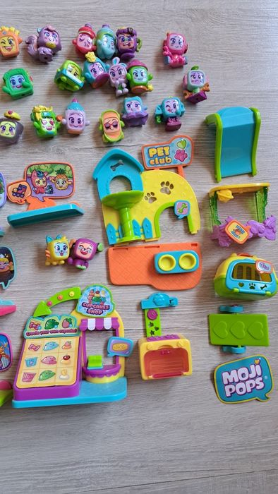 MOJI POPS Вся наша колекція (531 гривня за все на фото)