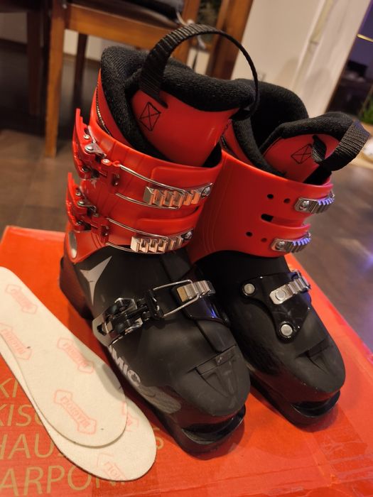 Buty narciarskie dziecięce Atomic Hawx JR R3 r.22/22,5 black/red