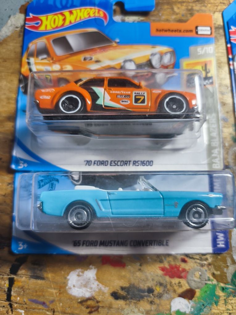 Hot Wheels I Matchbox zestaw 10 aut
