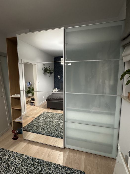 Drzwi przesuwne Pax 200x236cm lustro + mleczne