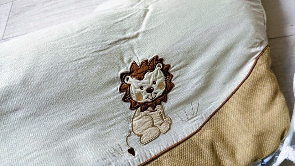 Постільний комплект з бортиками  Feretti Prestige